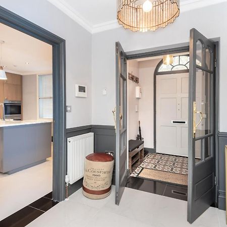 The London House - Entire Villa ภายนอก รูปภาพ