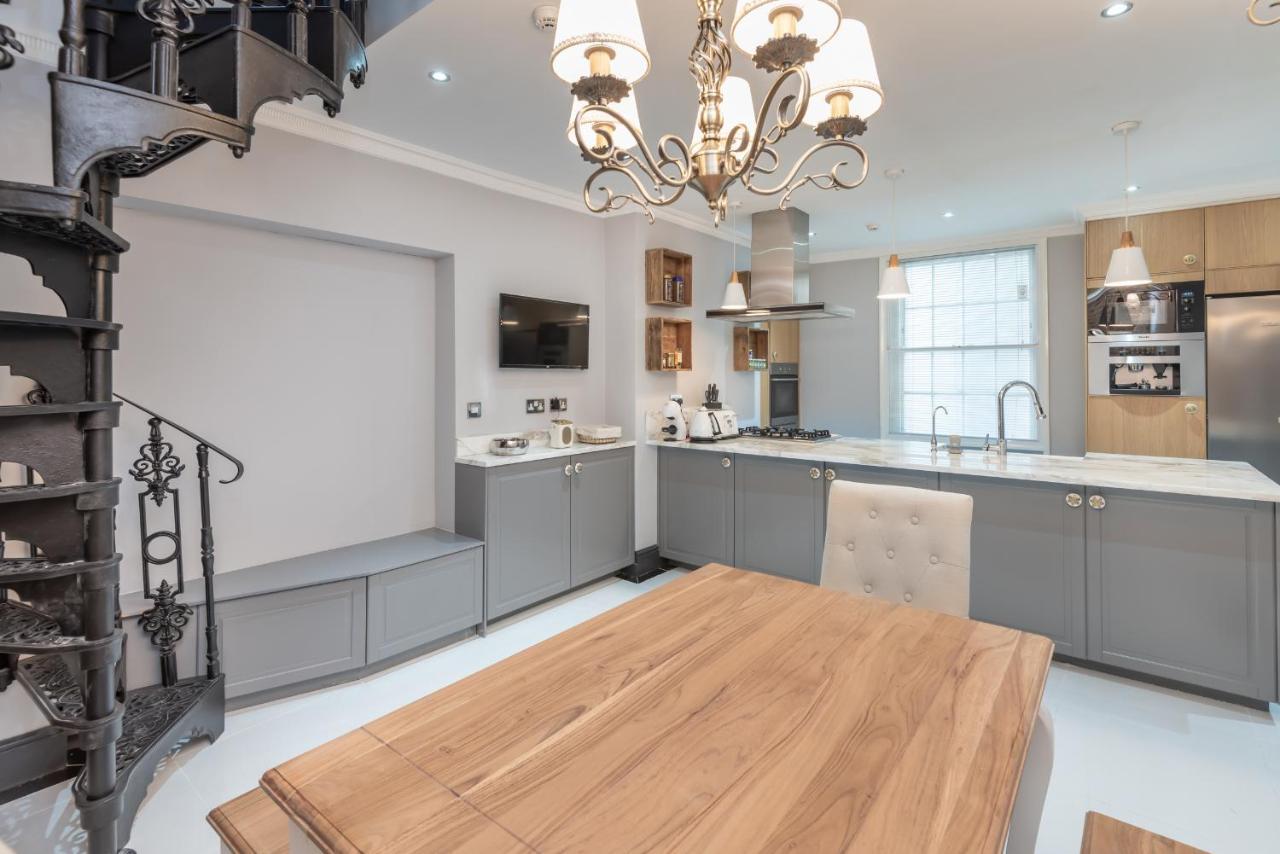 The London House - Entire Villa ภายนอก รูปภาพ