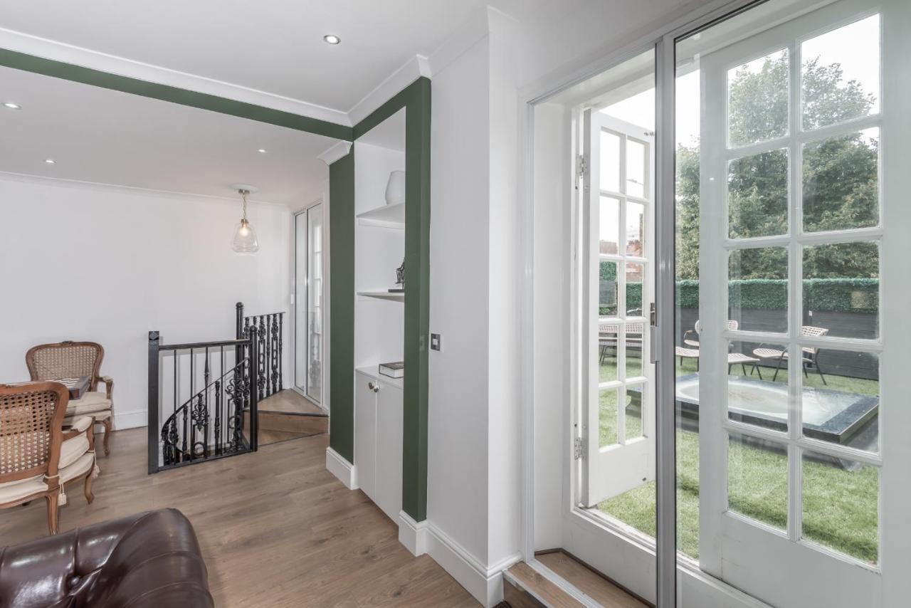 The London House - Entire Villa ภายนอก รูปภาพ