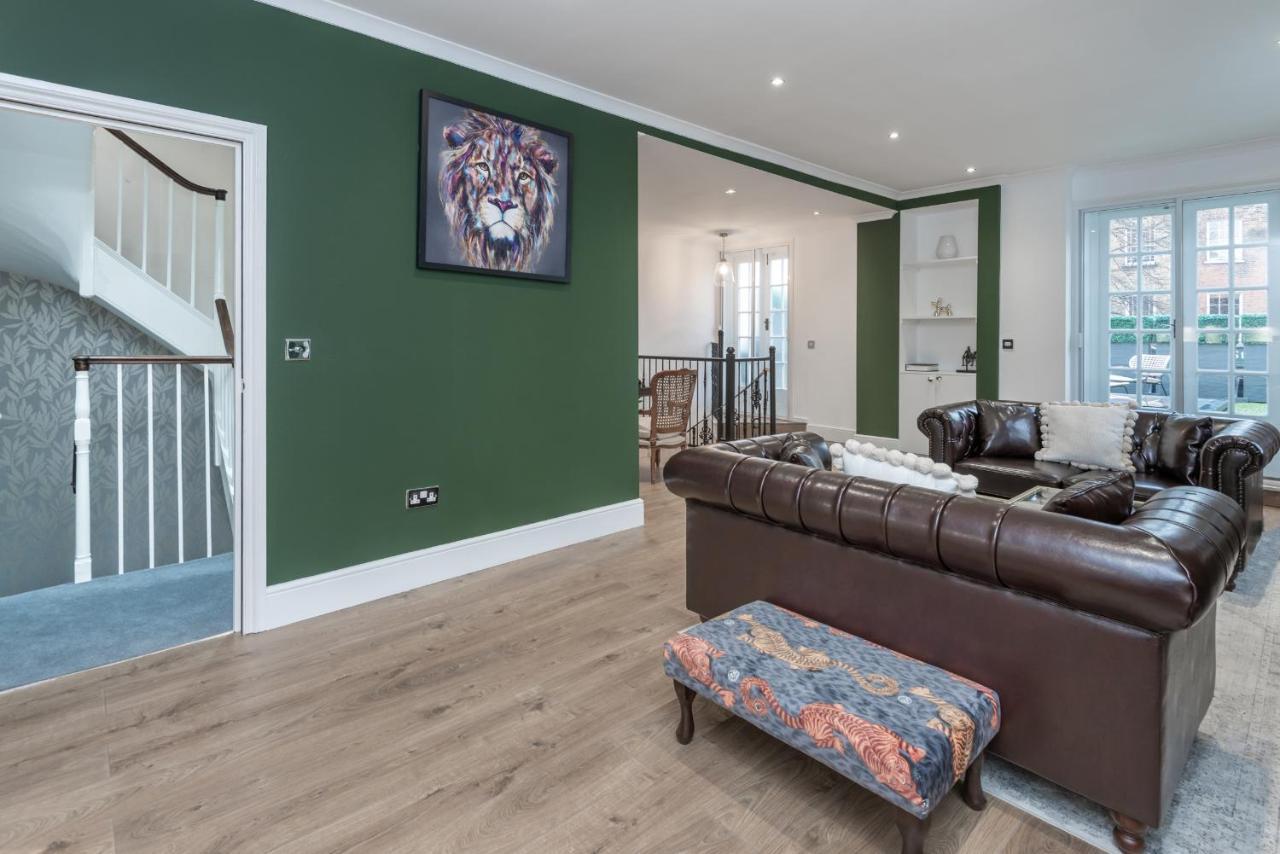 The London House - Entire Villa ภายนอก รูปภาพ